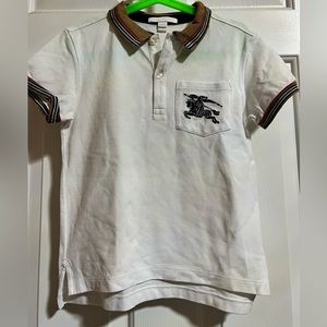 Burberry boys t shirt pre owned size 8 excellent condition